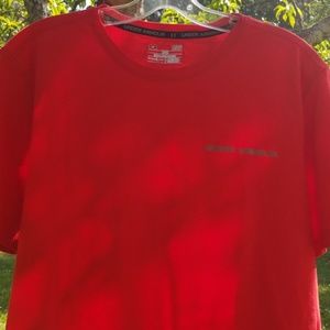 UNDER ARMOUR Mens Red  Loose Athletic  shirt